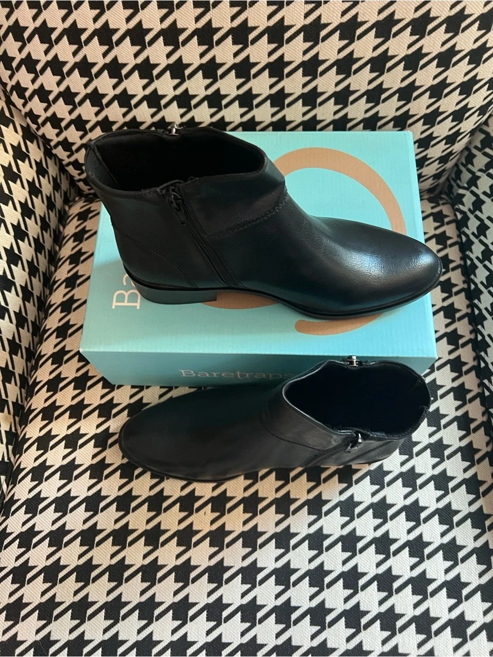 BareTraps Alona Women's Booties-SIze 9